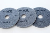 nora pad 3 - 17"/431mm (1 Karton = 4 Stück)